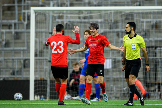 Vasalunds Philip Berglund och Alexander Jovanovic jublar