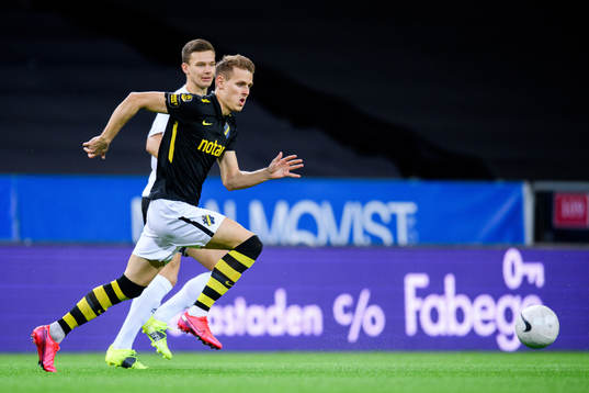s Bojan Radulovic och Örebros Arvid Brorsson