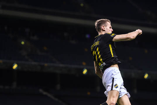 Bläddra bland fler bilder av Fotboll, Träningsmatch, AIK - Örebro