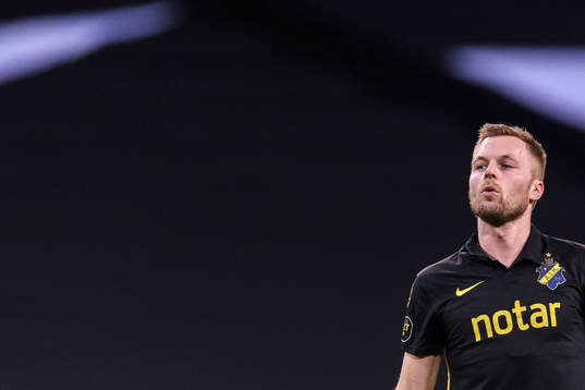 s Sebastian Larsson