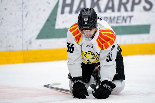 Brynäs Linus Ölund har ont