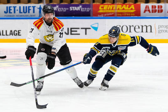 s Simon Önerud
