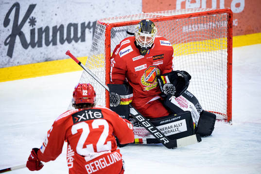 Almtunas målvakt Viktor Andrén