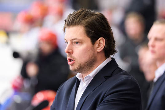 Almtunas assisterande tränare Mattias Zackrisson
