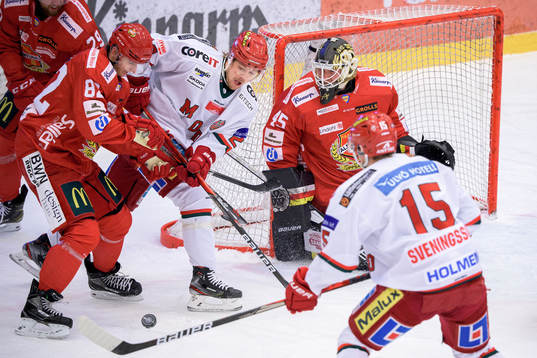 Almtunas målvakt Viktor Andrén