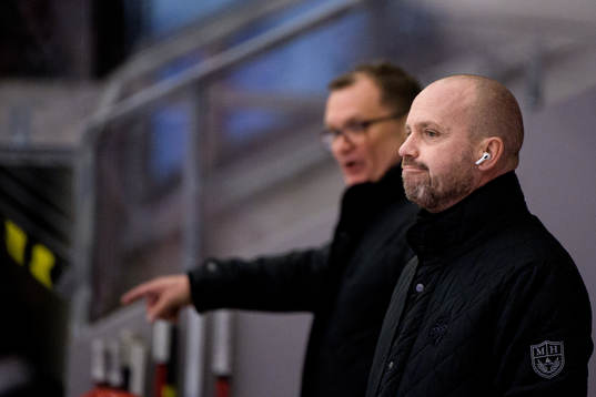 Modos assisterande tränare Peter Johansson