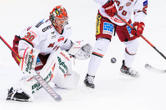 Modos målvakt Anthony Peters