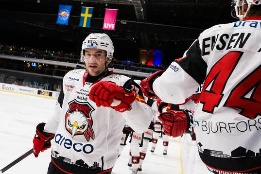 Malmö Redhawks Pathrik Westerholm jublar