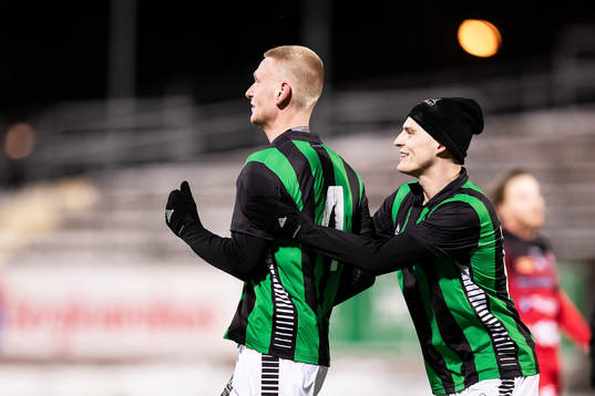 GAIS Joackim Åberg och Johan Andersson jublar