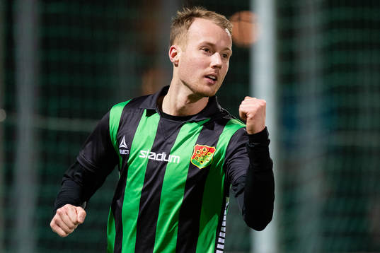 Bläddra bland fler bilder av Fotboll, Träningsmatch, GAIS - Trollhättan