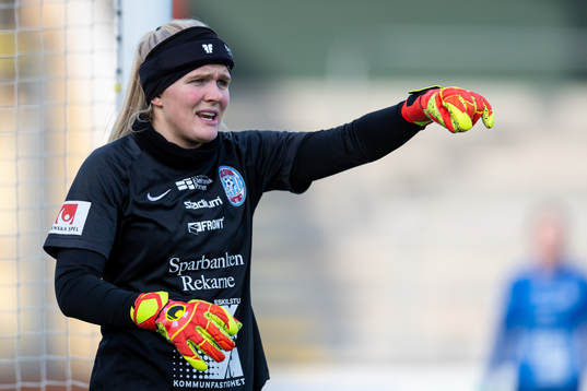 Eskilstunas målvakt Emma Holmgren