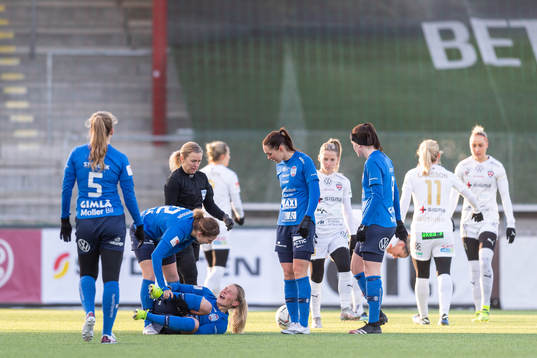 Eskilstunas Amanda Nildén har ont