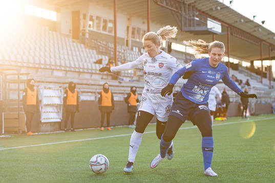 Rosengårds Mimmi Larsson och Eskilstunas Elise Stenevik