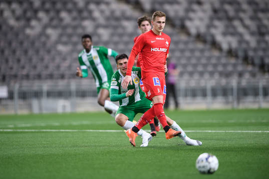 Hammarbys Astrit Selmani och IFK Norrköpings Finnur Tomas