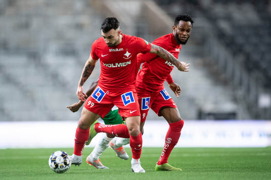 IFK Norrköpings Sead Haksabanovic och Samuel Adegbenro
