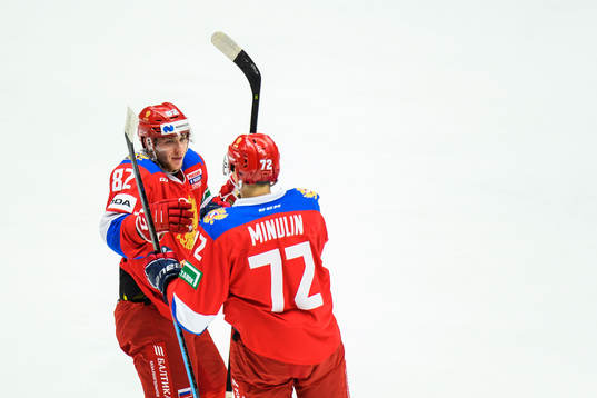 Ivan Chekhovich and Artyom Minulin of Russia celebrate