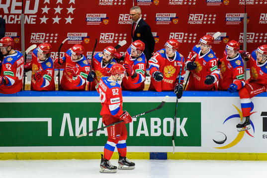 Ivan Chekhovich of Russia celebrate with teammates