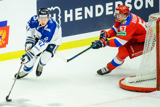 Robin Salo of Finland and Pavel Kraskovsky of Russia