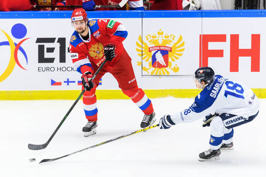 Sergei Zborovsky of Russia and Vili Saarijärvi of Finland