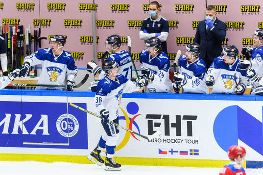 Jere Innala of Finland celebrate with teammates