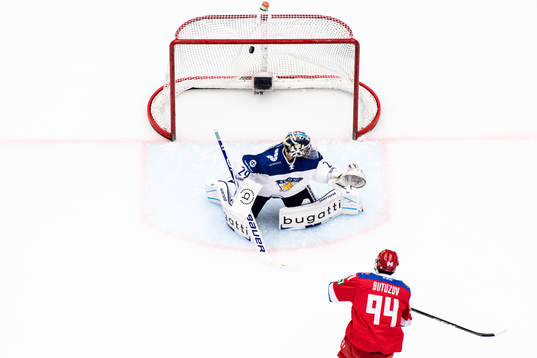 Vladimir Butuzov of Russia scores the 3-1 goal behind