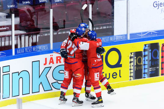 Jiri Smejkal of Czech Republic celebrate with teammates