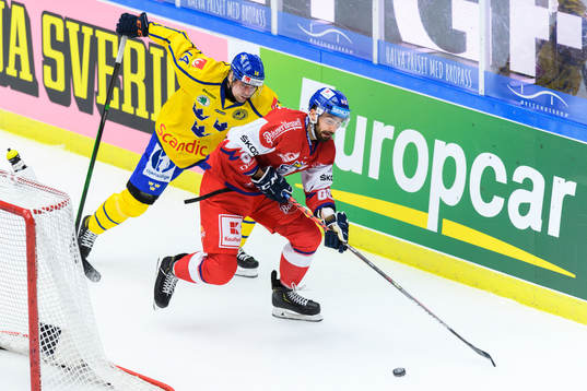 Emil Pettersson of Sweden and Michal Moravcik of Czech
