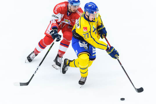 Dominik Lakatos of Czech Republic and Nils Lundkvist of