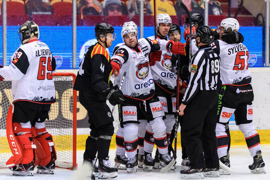 Brynäs Nicklas Danielsson och Malmö Redhawks Ponthus