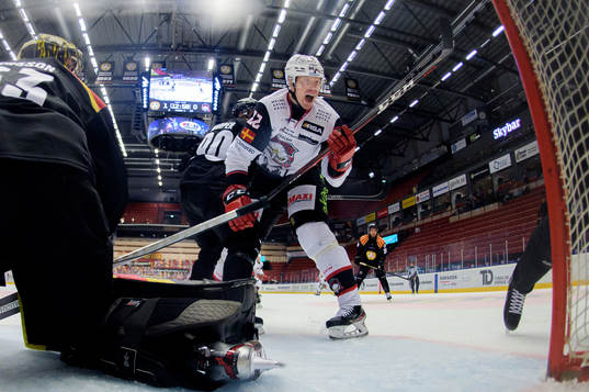 Malmö Redhawks Lars Bryggman underishockeymatchen i SHL