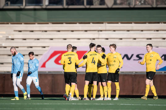 Mjällbys spelare jublar