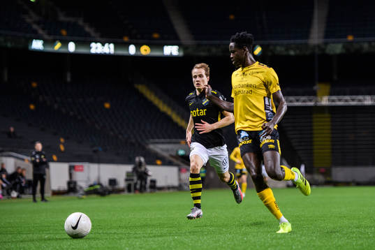 s Saku Ylätupa och Elfsborgs Joseph Stanley Okumu
