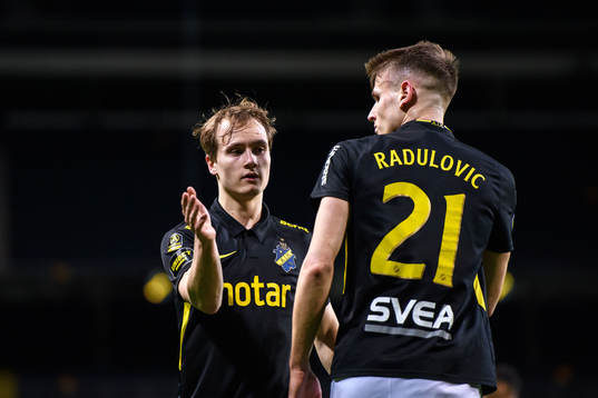 s Saku Ylätupa och Bojan Radulovic