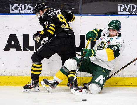 s Nicklas Heinerö och Björklövens Alexander Wiklund