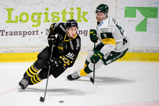 s Fredric Weigel och Björklövens Kristoffer Söder
