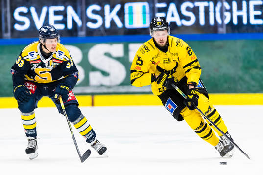 Västerås Marcus Bergman jagas av Södertäljes Måns
