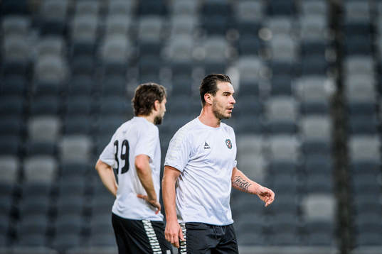 Örebros Kevin Walker och Nordin Gerzic