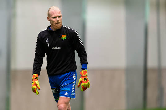 GAIS målvakt Mathias Karlsson före träningsmatchen i