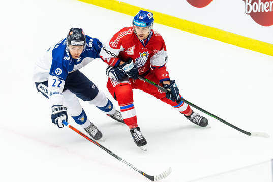 Santeri Virtanen of Finland and Radan Lenc of Czech Republic