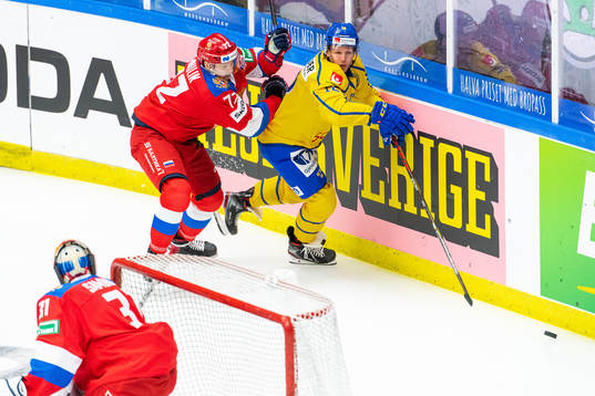 Artyom Minulin of Russia and Max Friberg of Sweden