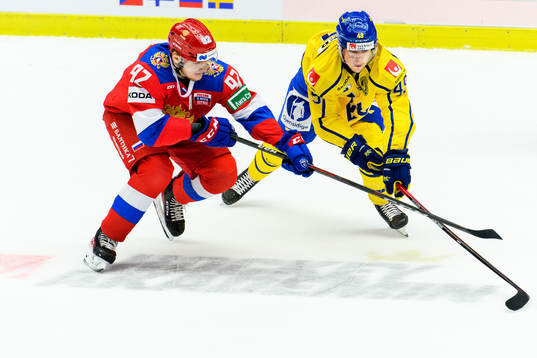 Vasily Podkolzin of Russia and Filip Hållander of Sweden