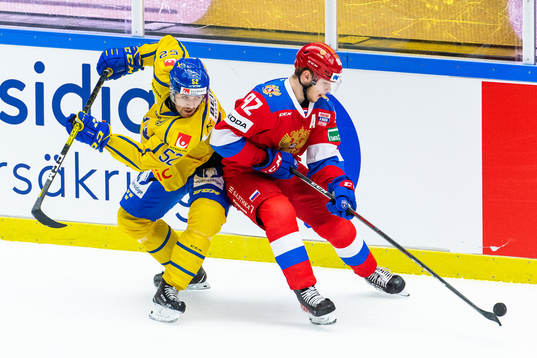 Arvid Lundberg of Sweden and Vasily Podkolzin of Russia