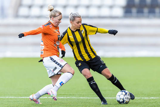 Kristianstads Jutta Rantala och HäckensLotta Ökvist