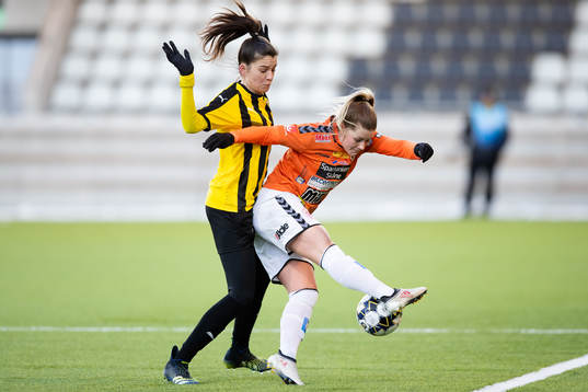 Häckens Anna Julia Csiki och Kristianstads Tilda Persson