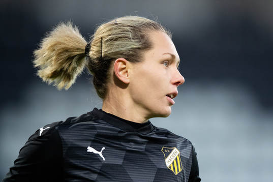 Häckens målvakt Jennifer Falk