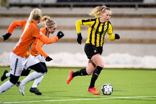 Häckens Stina Blackstenius