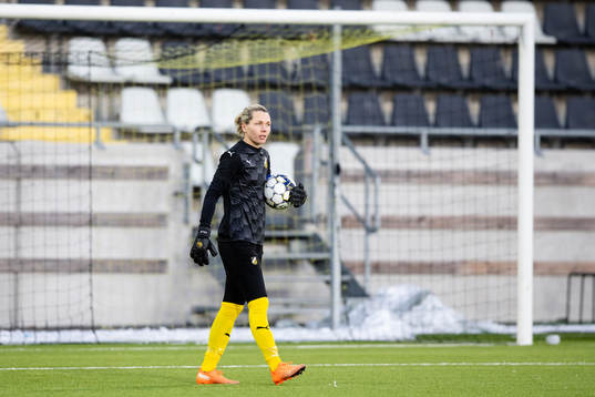 Häckens målvakt Jennifer Falk