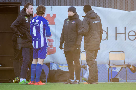 Helsingborgs Rasmus Jönsson och assisterande tränare