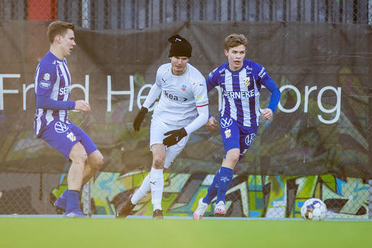 Helsingborgs Wilhelm Loeper och IFK Göteborg Isak Dahlqvist
