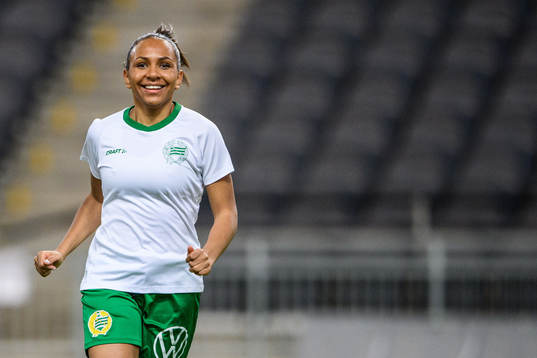 Hammarbys Madelen Janogy värmer upp